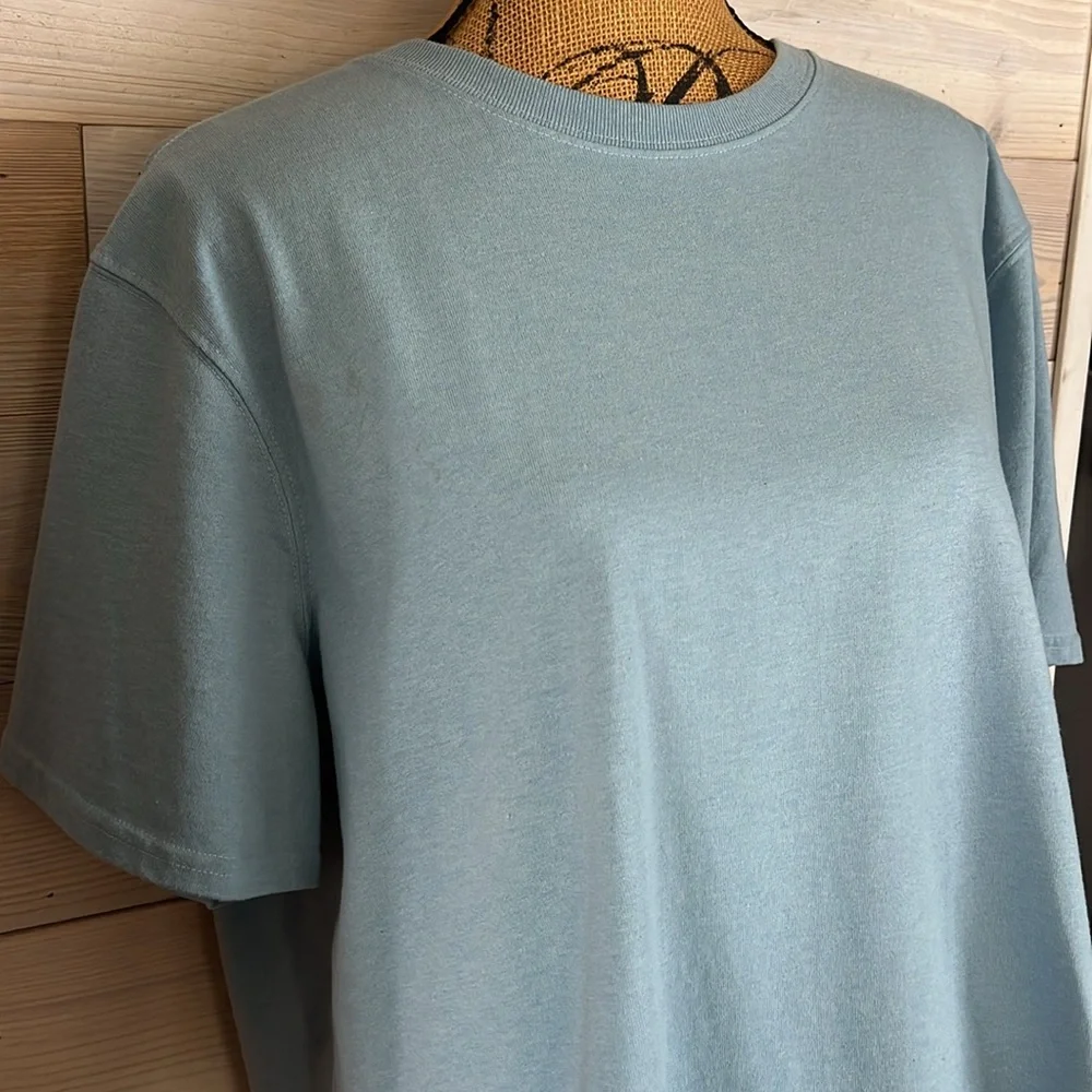 Women’s Carhartt tee. XXL (20) - Picture 2 of 6